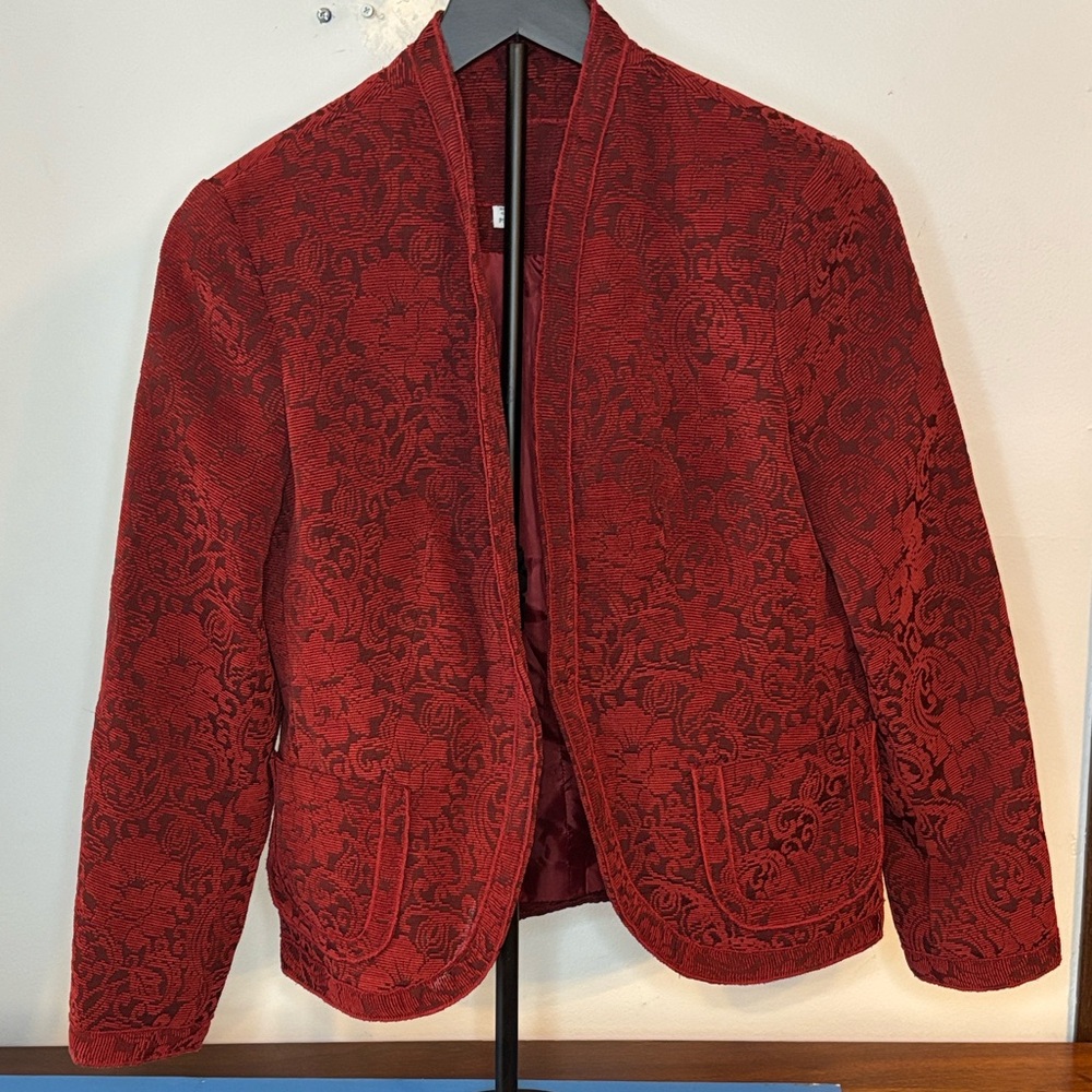 Elegant Red Floral Women's Blazer